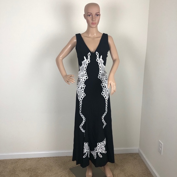 JONATHAN SIMKHAI | Appliqued Deep V-Neck Gown - Picture 3 of 13